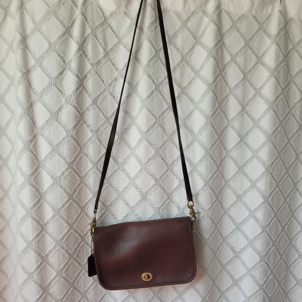 Coach Pocket Purse/Penny Pocket Crossbody - Picture 2 of 7